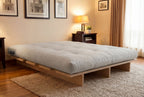 Cama Mikado de madera natural, artesanal de producción local, sin tornillos, de montaje fácil para Futon Barcelona